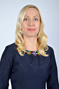 Irina,52-1